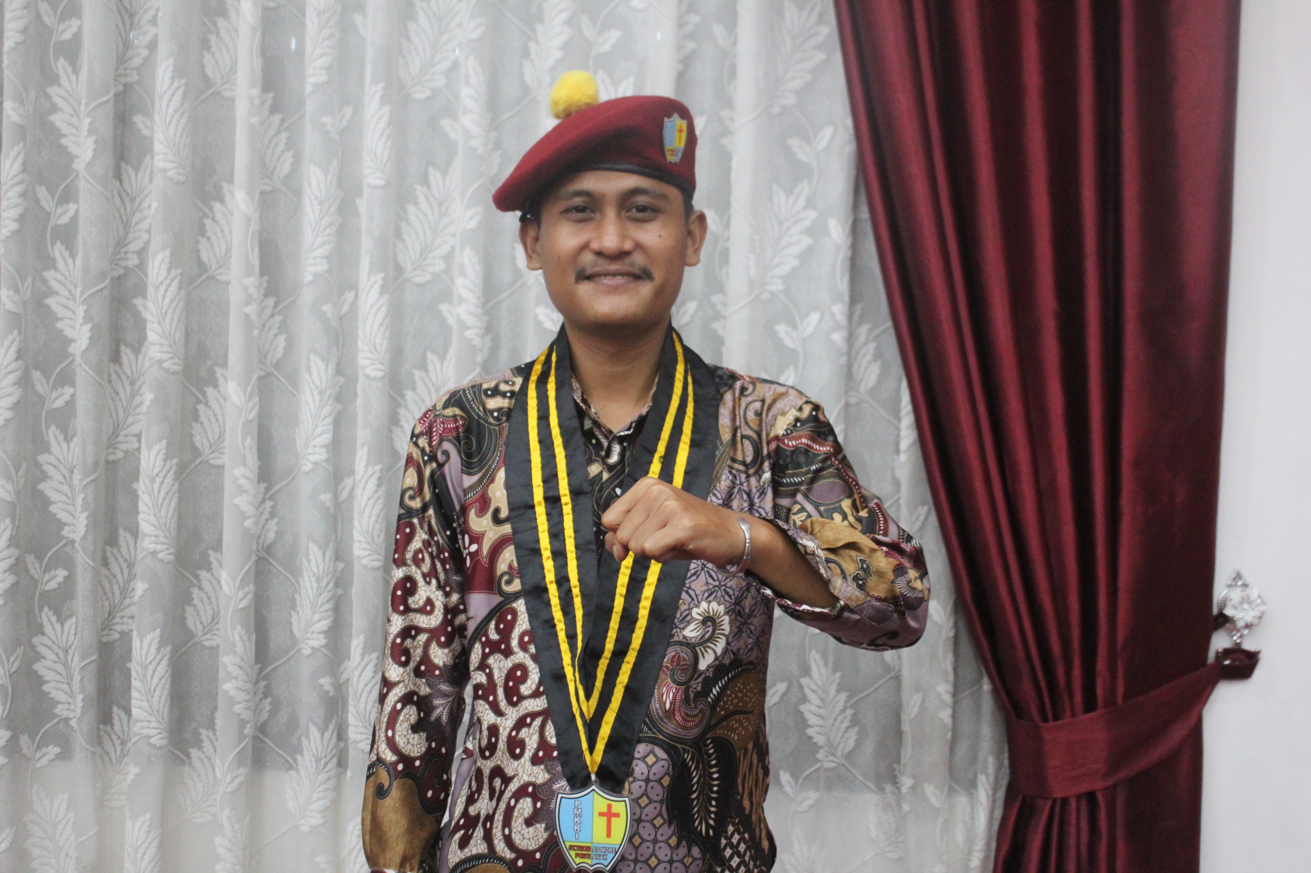 Presidium Hubungan Luar Negeri Lingkungan Hidup Perhimpunan Mahasiswa Katolik Republik Indonesia (PMKRI) Cabang Pontianak Santo Thomas More Periode 2025-2026, Leonardus Resadi