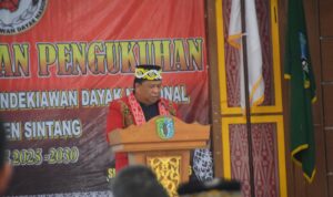 Ketua Dewan Pimpinan Wilayah Ikatan Cendikiawan Dayak Nasional (DPW ICDN) Provinsi Kalimantan Barat, Heri Saman