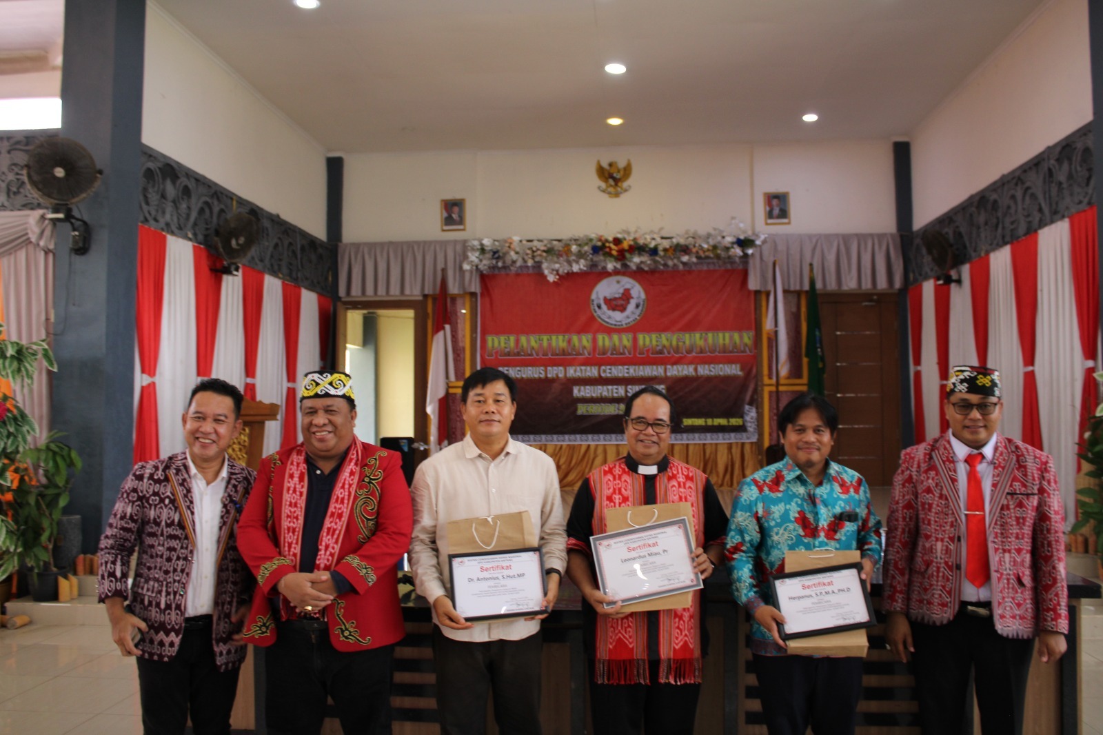 ICDN Sintang Gelar Seminar, Bahas Mental Intelektual Dayak