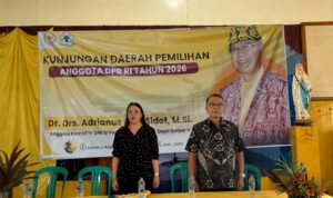 Dr. Drs. Adrianus Asia Sidot, M.Si., Anggota Komisi IV DPR RI Fraksi Partai Golkar Daerah Pemilihan Kalimantan Barat II,