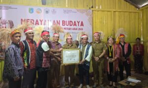 Sekolah Adat Dayak Kebahan Resmi Diluncurkan, Perkuat Pelestarian Budaya di Desa Merah Arai