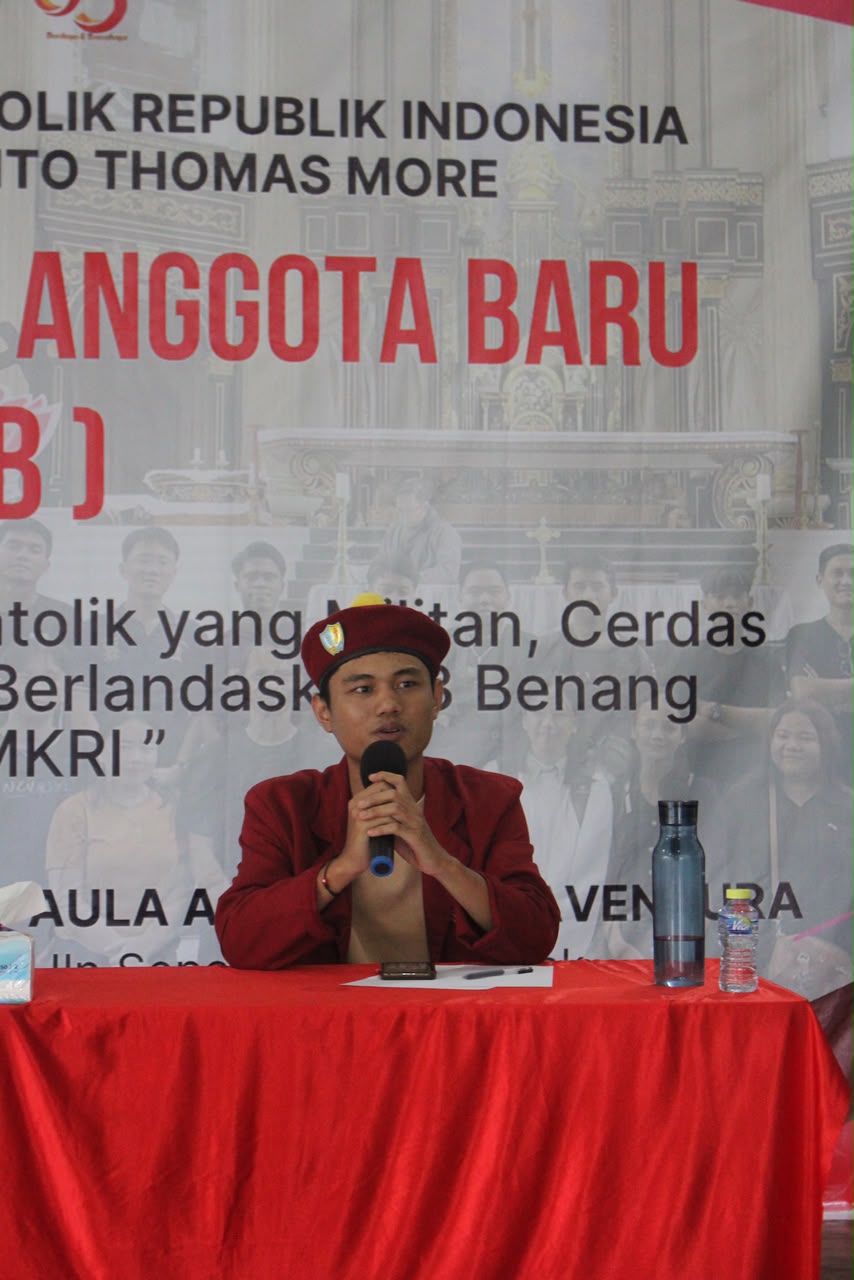 KETUA PMKRI KOMISARIAT UPGRI MARKO SUHENDA